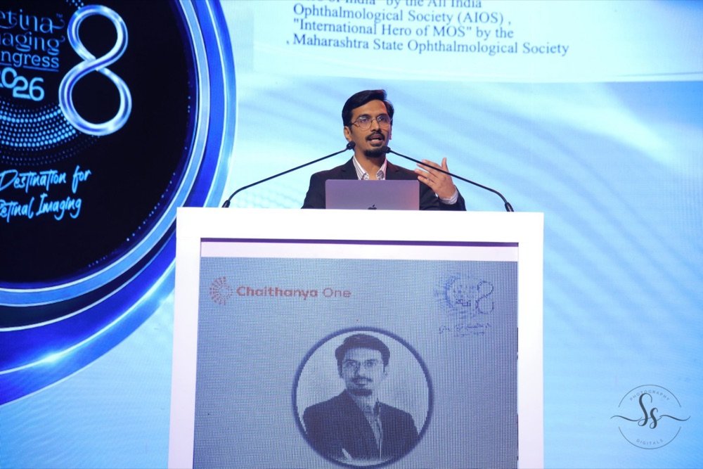 Dr. Harshit Vaidya presenting at Retina Imaging Congress 2026, Trivandrum